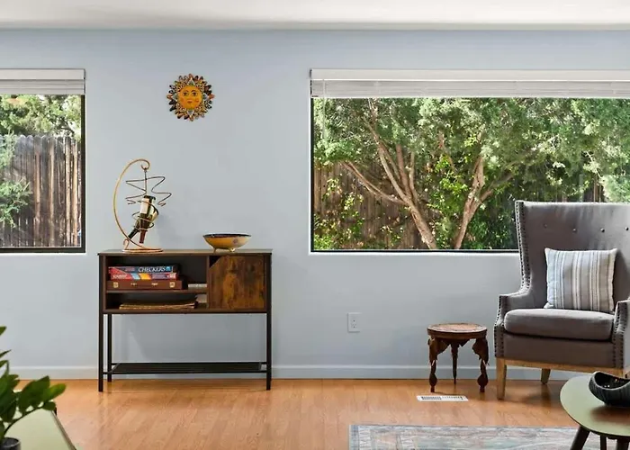 Sunshine In With Views For Family Sedona