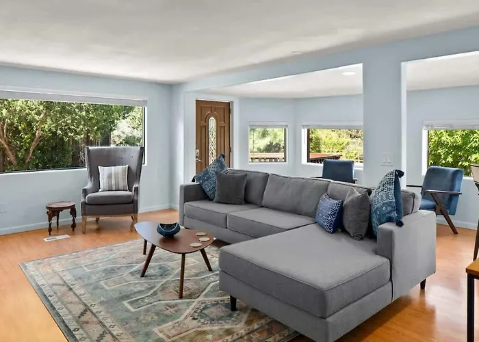 Sunshine In With Views For Family *